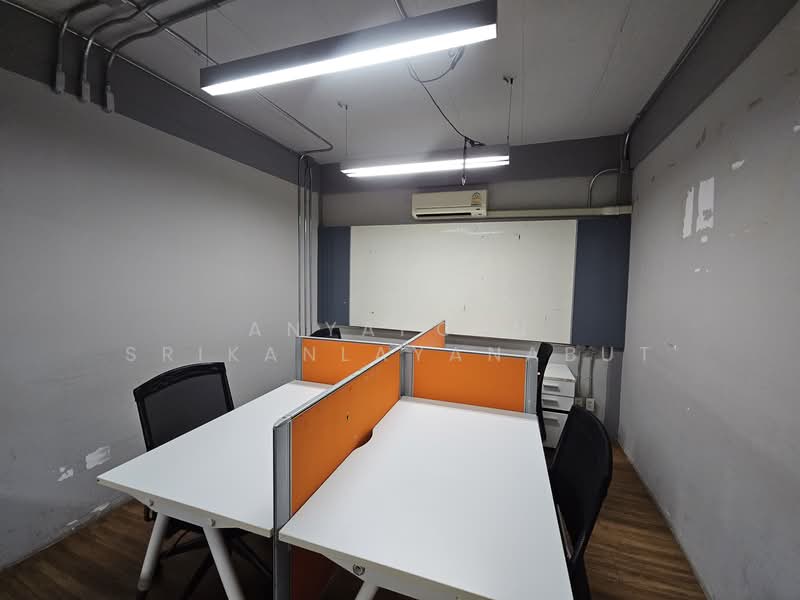 12, Bangkok, Huai Khwang, Huai Khwang, Bangkok, , 600 sqm, Shophouse For Rent, by Anyaporn Srikanlayanabut, 500168587 - DDproperty.com