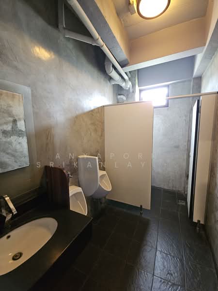 12, Bangkok, Huai Khwang, Huai Khwang, Bangkok, , 600 sqm, Shophouse For Rent, by Anyaporn Srikanlayanabut, 500168587 - DDproperty.com