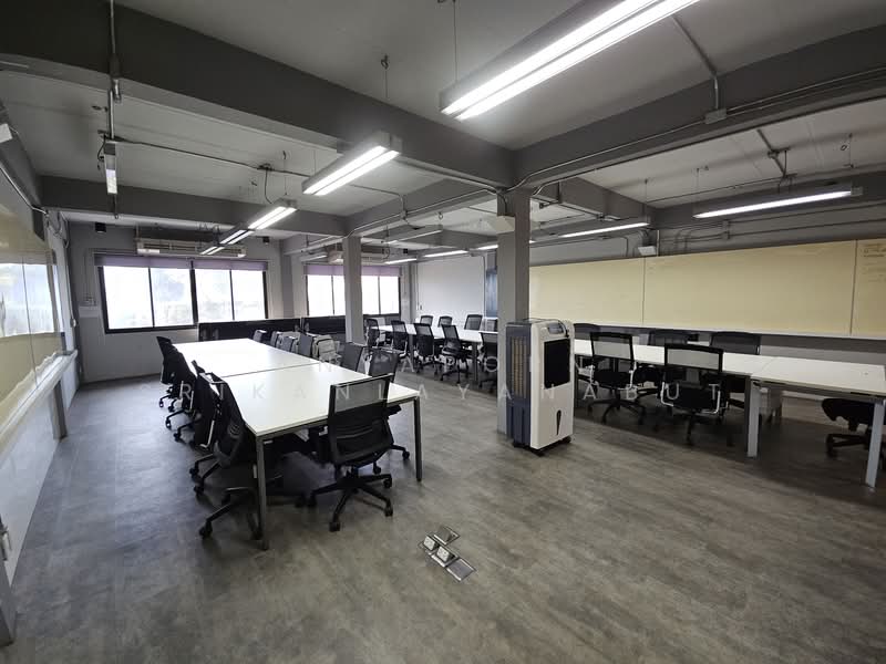 12, Bangkok, Huai Khwang, Huai Khwang, Bangkok, , 600 sqm, Shophouse For Rent, by Anyaporn Srikanlayanabut, 500168587 - DDproperty.com