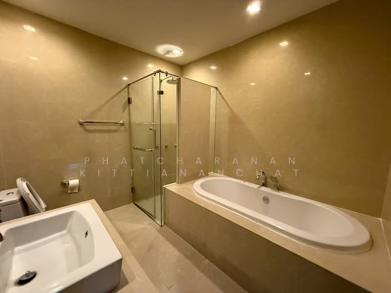 The Madison, Bangkok, Sukhumvit 41, Khlong Tan Nua, Watthana, Bangkok, 2 Bedrooms, 150 sqm, Condo For Rent, by Phatcharanan Kittiananchat, 500168601 - DDproperty.com