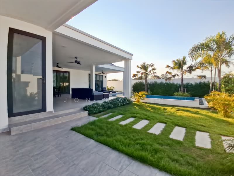 Hua Hin, Prachuap Khiri Khan, Hua Hin, Hua Hin, Prachuap Khiri Khan, 3 Bedrooms, 209 sqm, Villa For Sale, by Jon Martin, 500168648 - DDproperty.com