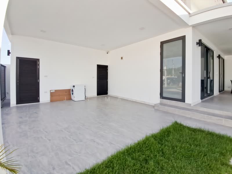 Hua Hin, Prachuap Khiri Khan, Hua Hin, Hua Hin, Prachuap Khiri Khan, 3 Bedrooms, 209 sqm, Villa For Sale, by Jon Martin, 500168648 - DDproperty.com