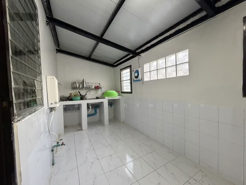 หมู่บ้านพิริยะทาวน์ บางกรวย, Nonthaburi, กาญจนาภิเษก, Mahasawat, Bang Kruai, Nonthaburi, 2 Bedrooms, 131 sqm, Townhouse For Sale, by คุณน้อง เกรทเทสต์, 500168653 - DDproperty.com