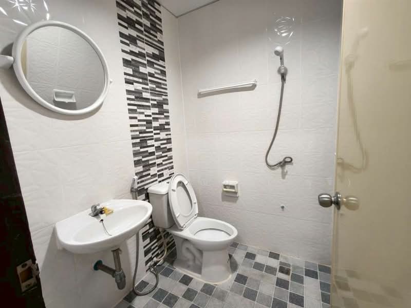 หมู่บ้านบุศรินทร์ รังสิต-คลอง2, ปทุมธานี, คูคต, ลำลูกกา, ปทุมธานี, 100 ตร.ม., ทาวน์เฮ้าส์ ขาย, โดย คุณ ณัฏฐ์ภัสชา พัสภิชากรณ์กูน (ชุรี), 500168655 - DDproperty.com