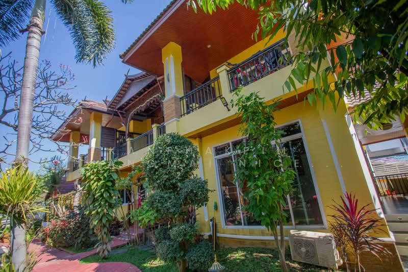 House and Hotel business for sale with good location, เชียงใหม่, วัดเกต, เมืองเชียงใหม่, เชียงใหม่, 1,000 ตร.ม., กิจการ ขาย, โดย Kanphakpim Chiangmai Nice Home, 500168705 - DDproperty.com