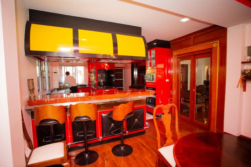 House and Hotel business for sale with good location, Chiang Mai, Wat Khet, Muang Chiang Mai, Chiang Mai, , 1,000 sqm, Business For Sale, by Kanphakpim Chiangmai Nice Home, 500168705 - DDproperty.com