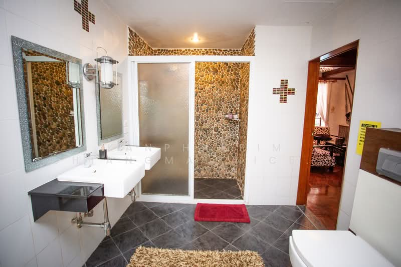 House and Hotel business for sale with good location, เชียงใหม่, วัดเกต, เมืองเชียงใหม่, เชียงใหม่, 1,000 ตร.ม., กิจการ ขาย, โดย Kanphakpim Chiangmai Nice Home, 500168705 - DDproperty.com