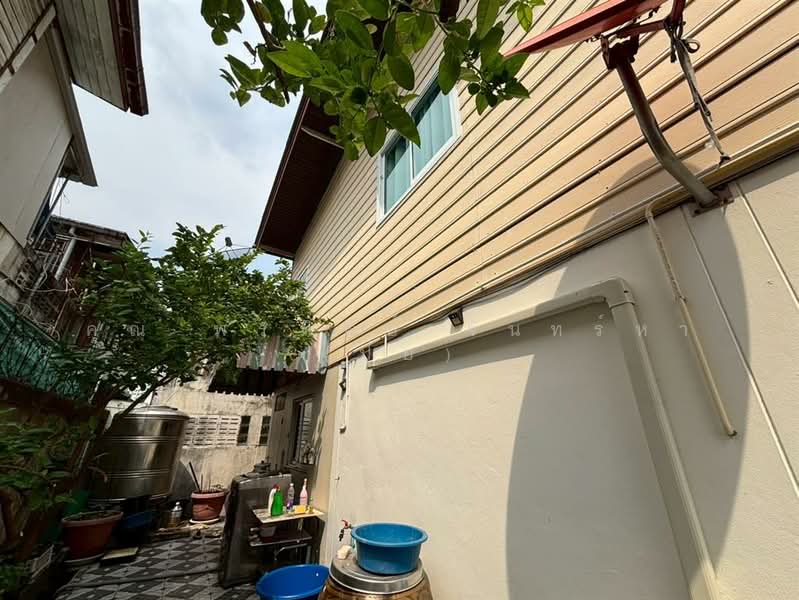 ที่ดิน + บ้าน 2 ชั้น 50 ตร.ว. ซอยพหลโยธิน26 ถนนพหลโยธิน, กรุงเทพ, ถนนพหลโยธิน, จอมพล, จตุจักร, กรุงเทพ, 200 ตร.ม., บ้านเดี่ยว ขาย, โดย คุณ พรทิพย์ จันทร์หา (ปุ๋ย), 500168717 - DDproperty.com