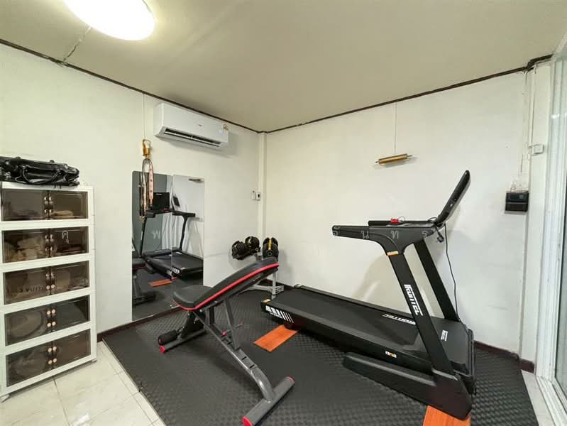 ที่ดิน + บ้าน 2 ชั้น 50 ตร.ว. ซอยพหลโยธิน26 ถนนพหลโยธิน, Bangkok, ถนนพหลโยธิน, Jom Phon, Chatuchak, Bangkok, 3 Bedrooms, 200 sqm, Single Detached House For Sale, by คุณ พรทิพย์ จันทร์หา (ปุ๋ย), 500168717 - DDproperty.com