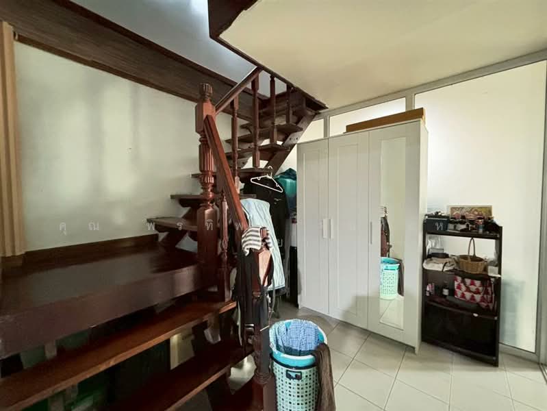 ที่ดิน + บ้าน 2 ชั้น 50 ตร.ว. ซอยพหลโยธิน26 ถนนพหลโยธิน, กรุงเทพ, ถนนพหลโยธิน, จอมพล, จตุจักร, กรุงเทพ, 200 ตร.ม., บ้านเดี่ยว ขาย, โดย คุณ พรทิพย์ จันทร์หา (ปุ๋ย), 500168717 - DDproperty.com