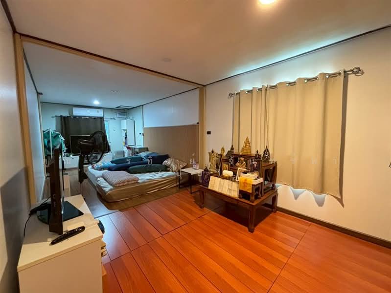 ที่ดิน + บ้าน 2 ชั้น 50 ตร.ว. ซอยพหลโยธิน26 ถนนพหลโยธิน, กรุงเทพ, ถนนพหลโยธิน, จอมพล, จตุจักร, กรุงเทพ, 200 ตร.ม., บ้านเดี่ยว ขาย, โดย คุณ พรทิพย์ จันทร์หา (ปุ๋ย), 500168717 - DDproperty.com