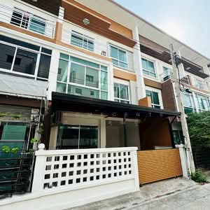 ขาย - ทาวน์โฮม3ชั้น 20.4ตรว. ซ.นาคนิวาส48 แยก14 (ลาดพร้าว71), กรุงเทพ