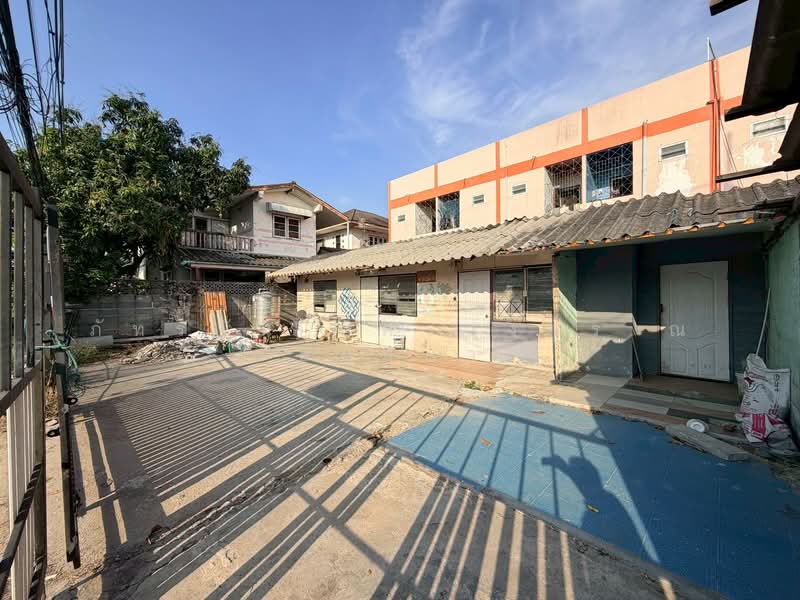 ทาวน์เฮ้าส์ให้เช่า ลำลูกกาคลอง3 ถนนเลียบคลองสาม ต.ลาดสวาย อ.ลำลูกกา จ.ปทุมธานี, Pathum Thani, เลียบคลอง3, Khlong Sam, Khlong Luang, Pathum Thani, 3 Bedrooms, 200 sqm, Townhouse For Rent, by ภัทรนัน อิศรางกูร ณ อยุธยา, 500168766 - DDproperty.com