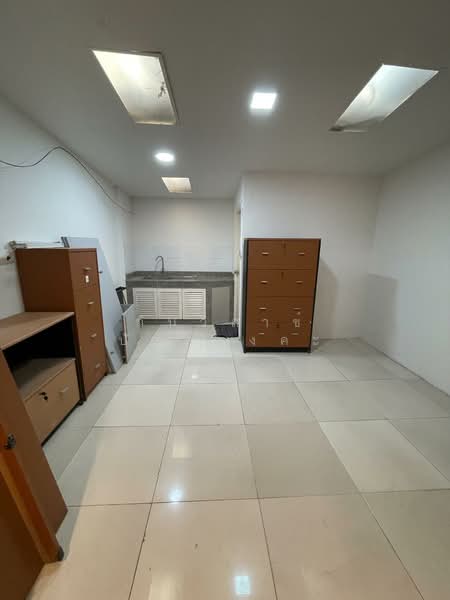 For Sale - WPDD-078 ขายอาคารพาณิชย์ ซอยสุขุมวิท 77 เนื้อที่ 33 ตร.ว. 4 ชั้น, Bangkok