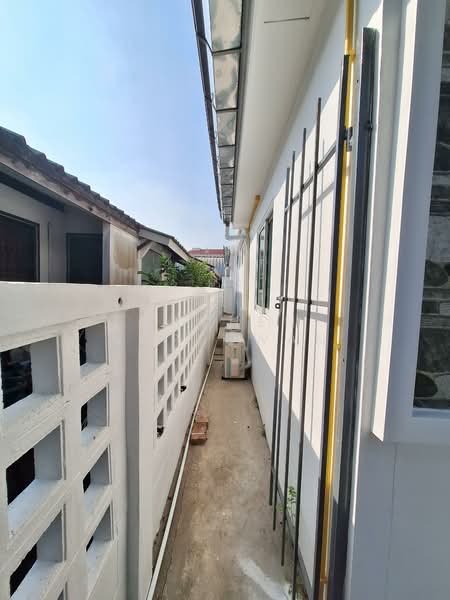 Sammakon Ramkhamhaeng, Bangkok, Ramkhamhaeng Road, Saphan Sung, Saphan Sung, Bangkok, 4 Bedrooms, 160 sqm, Single Detached House For Rent, by Rachen Nopsuwan, 500168789 - DDproperty.com