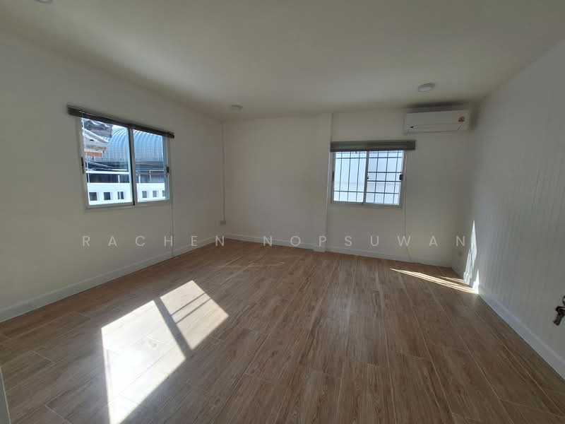 Sammakon Ramkhamhaeng, Bangkok, Ramkhamhaeng Road, Saphan Sung, Saphan Sung, Bangkok, 4 Bedrooms, 160 sqm, Single Detached House For Rent, by Rachen Nopsuwan, 500168789 - DDproperty.com