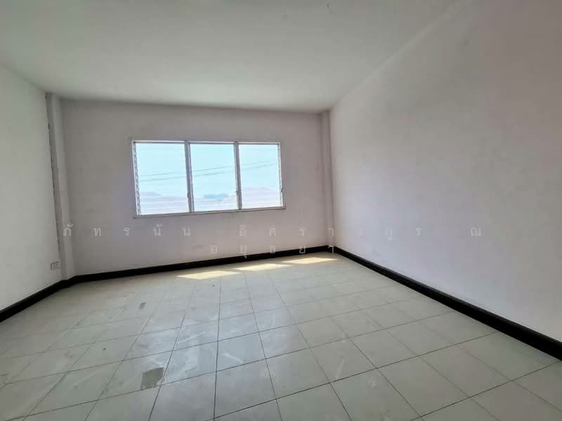 อาคารพาณิชย์ 3.5 ชั้น ถนนลำลูกกา 11 ถนนเสมาฟ้าคราม ต.คูคต อ.ลำลูกกา จ.ปทุมธานี, ปทุมธานี, ลำลูกกา, คูคต, ลำลูกกา, ปทุมธานี, 76 ตร.ม., ตึกแถว-อาคารพาณิชย์ ขาย, โดย ภัทรนัน อิศรางกูร ณ อยุธยา, 500168825 - DDproperty.com