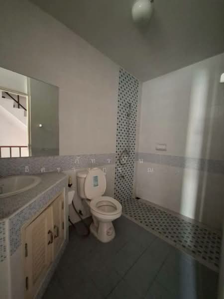 อาคารพาณิชย์ 3.5 ชั้น ถนนลำลูกกา 11 ถนนเสมาฟ้าคราม ต.คูคต อ.ลำลูกกา จ.ปทุมธานี, Pathum Thani, ลำลูกกา, Khu Khot, Lam Luk Ka, Pathum Thani, , 76 sqm, Shophouse For Sale, by ภัทรนัน อิศรางกูร ณ อยุธยา, 500168825 - DDproperty.com