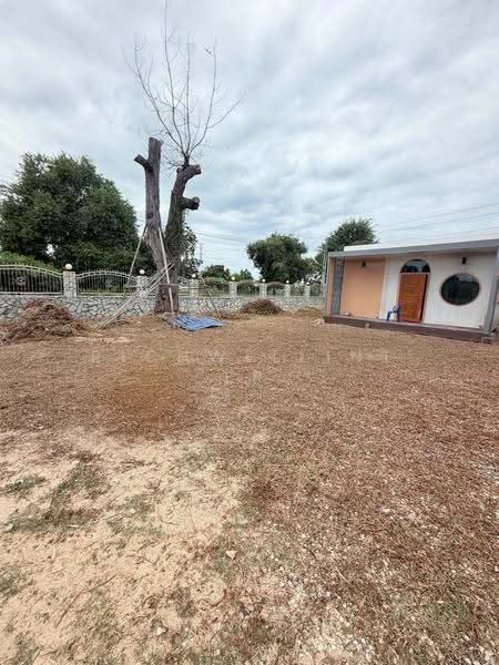 Land with existing buildings for sale in Nong Prue, Pattaya, 1 rai, Soi Maab Song Khai Muay 4, chon-buri, Bang Lamung, Bang Lamung (Pattaya), Chon Buri (Pattaya), , 1,668 sqm, Land For Sale, by richwellinter, 500168826 - DDproperty.com