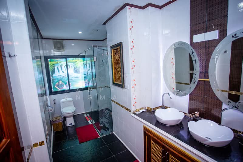 Hotel business for sale with good location, เชียงใหม่, วัดเกต, เมืองเชียงใหม่, เชียงใหม่, 2,000 ตร.ม., กิจการ ขาย, โดย Kanphakpim Chiangmai Nice Home, 500168830 - DDproperty.com