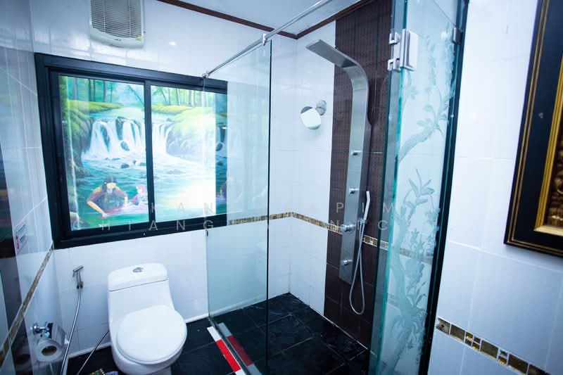 Hotel business for sale with good location, Chiang Mai, Wat Khet, Muang Chiang Mai, Chiang Mai, , 2,000 sqm, Business For Sale, by Kanphakpim Chiangmai Nice Home, 500168830 - DDproperty.com