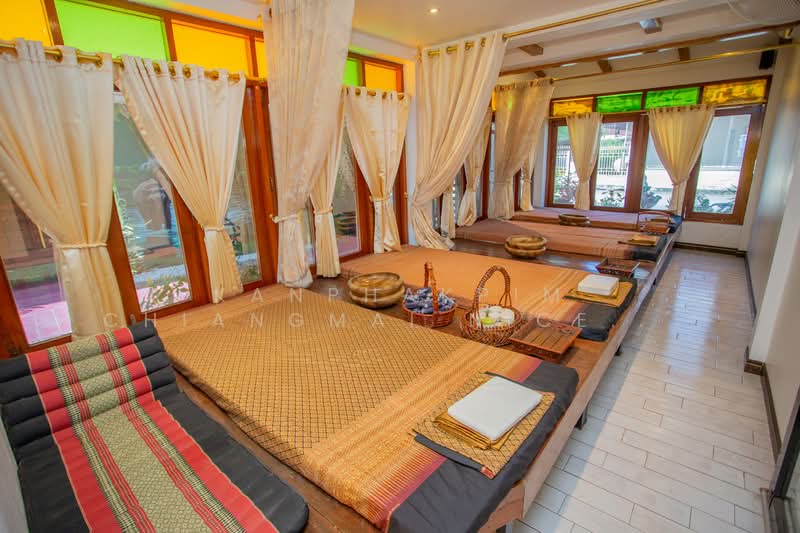 Hotel business for sale with good location, Chiang Mai, Wat Khet, Muang Chiang Mai, Chiang Mai, , 2,000 sqm, Business For Sale, by Kanphakpim Chiangmai Nice Home, 500168830 - DDproperty.com