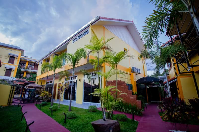 Hotel business for sale with good location, เชียงใหม่, วัดเกต, เมืองเชียงใหม่, เชียงใหม่, 2,000 ตร.ม., กิจการ ขาย, โดย Kanphakpim Chiangmai Nice Home, 500168830 - DDproperty.com