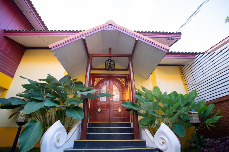 Hotel business for sale with good location, เชียงใหม่, วัดเกต, เมืองเชียงใหม่, เชียงใหม่, 2,000 ตร.ม., กิจการ ขาย, โดย Kanphakpim Chiangmai Nice Home, 500168830 - DDproperty.com