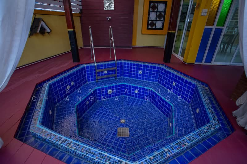 Hotel business for sale with good location, เชียงใหม่, วัดเกต, เมืองเชียงใหม่, เชียงใหม่, 2,000 ตร.ม., กิจการ ขาย, โดย Kanphakpim Chiangmai Nice Home, 500168830 - DDproperty.com