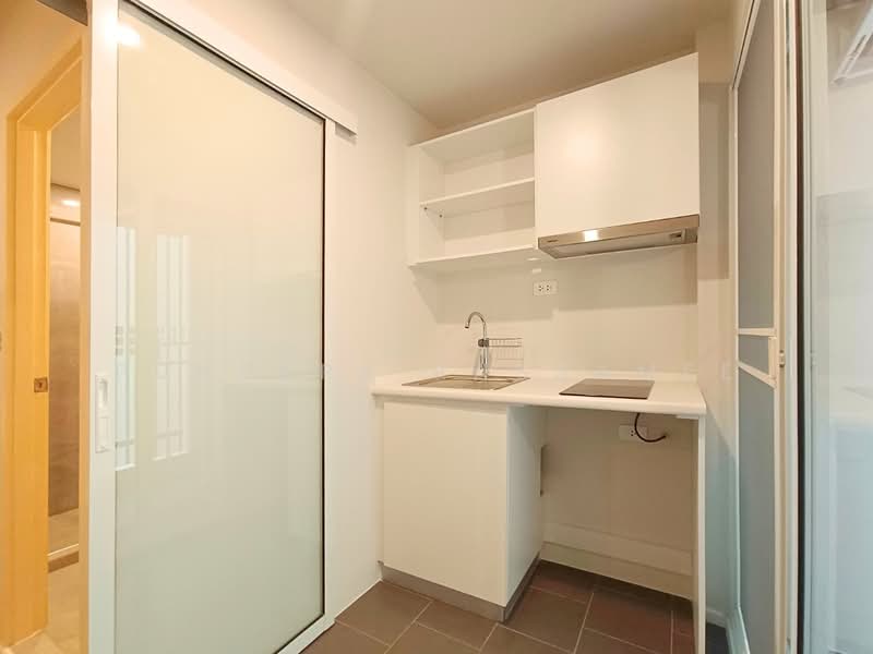 Blue Phahonyothin 35, Bangkok, Phahon Yothin 35 Alley, Chatuchak, Chatuchak, Bangkok, 1 Bedroom, 28 sqm, Condo For Sale, by Punpapa Rassamee, 500168831 - DDproperty.com
