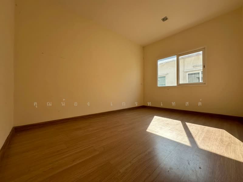 Golden Town Rama 2, Samut Sakhon, Rama 2 Road, Soi Wat Panthai Norasing, Phanthai Norasing, Muang Samut Sakhon, Samut Sakhon, 4 Bedrooms, 100 sqm, Townhouse For Sale, by คุณน้อง เกรทเทสต์, 500168857 - DDproperty.com