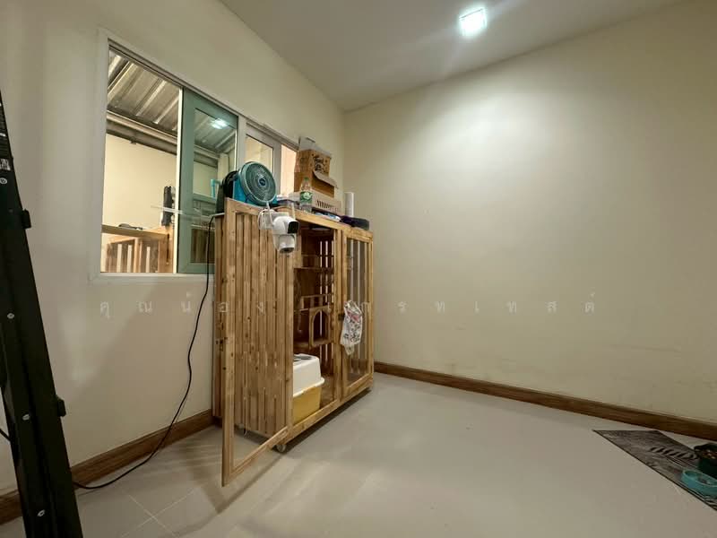 Golden Town Rama 2, Samut Sakhon, Rama 2 Road, Soi Wat Panthai Norasing, Phanthai Norasing, Muang Samut Sakhon, Samut Sakhon, 4 Bedrooms, 100 sqm, Townhouse For Sale, by คุณน้อง เกรทเทสต์, 500168857 - DDproperty.com