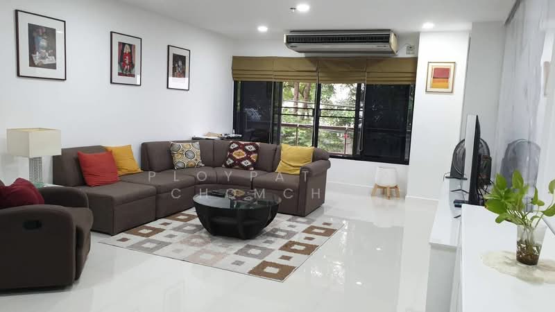 Baan Ploenchit, Bangkok, Soi Ruamrudee 2 Ploenchit Road, Lumphini, Pathum Wan, Bangkok, 2 Bedrooms, 100 sqm, Condo For Rent, by Ploypatcha Chomchid, 500168896 - DDproperty.com