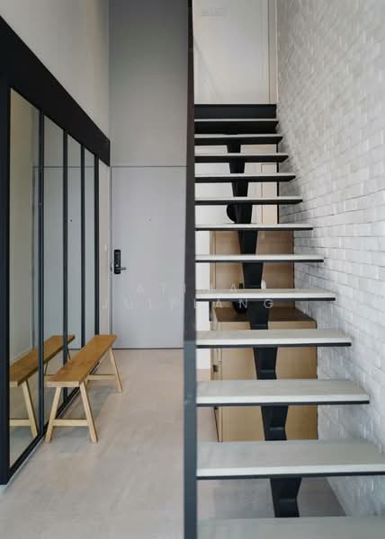 The Lofts Silom : เดอะ ลอฟท์ สีลม, กรุงเทพ, ถนนประมวญ, สีลม, บางรัก, กรุงเทพ, 68 ตร.ม., คอนโด ขาย, โดย Prapapan Wilairojvorakul, 500168899 - DDproperty.com