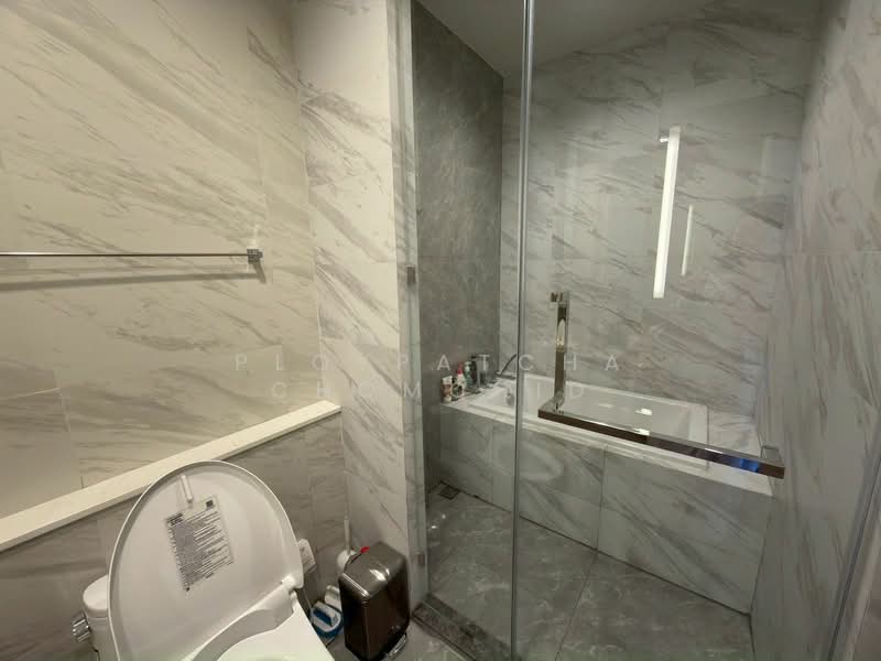 The Crest Park Residences, Bangkok, 1198 Phahonyothin Road, Jom Phon, Chatuchak, Bangkok, 2 Bedrooms, 70 sqm, Condo For Rent, by Ploypatcha Chomchid, 500168906 - DDproperty.com