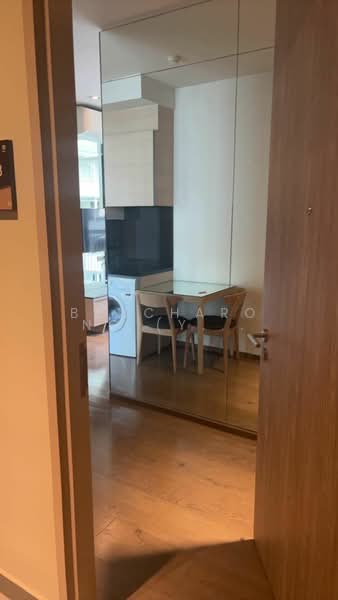 Park Origin Phrom Phong (Park 24), Bangkok, 68 Soi Sukhumvit 24, Khong Tan, Khlong Toei, Bangkok, 1 Bedroom, 33 sqm, Condo For Rent, by Bencharong (Yok) Treerat-a-na-wat, 500168961 - DDproperty.com