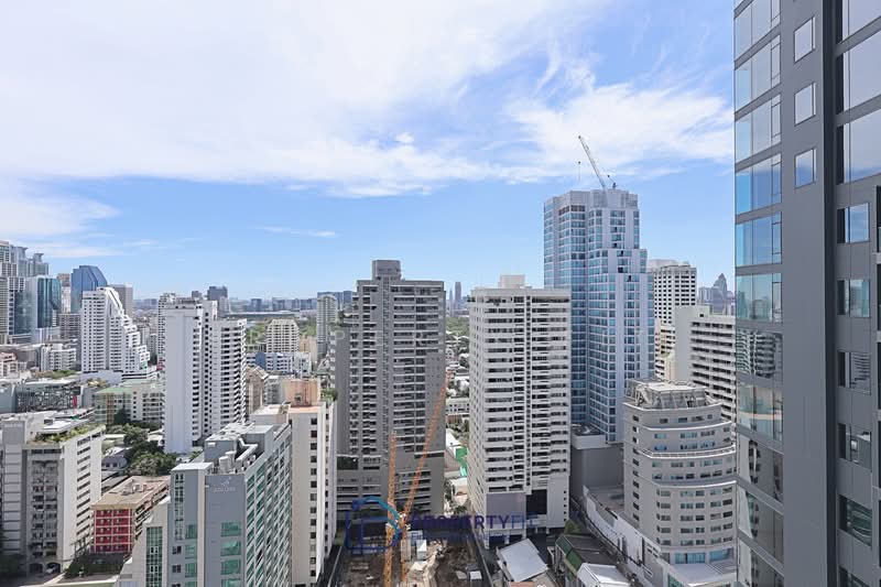 Q1 Sukhumvit, Bangkok, 1 Sukhumvit Road, Khlong Toei, Khlong Toei, Bangkok, 3 Bedrooms, 148 sqm, Condo For Rent, by Property Fit, 500168966 - DDproperty.com