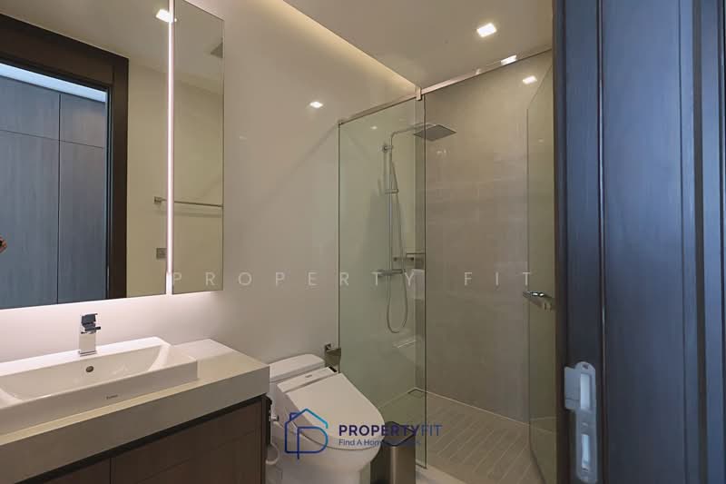 Q1 Sukhumvit, Bangkok, 1 Sukhumvit Road, Khlong Toei, Khlong Toei, Bangkok, 3 Bedrooms, 148 sqm, Condo For Rent, by Property Fit, 500168966 - DDproperty.com