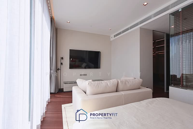 Q1 Sukhumvit, Bangkok, 1 Sukhumvit Road, Khlong Toei, Khlong Toei, Bangkok, 3 Bedrooms, 148 sqm, Condo For Rent, by Property Fit, 500168966 - DDproperty.com