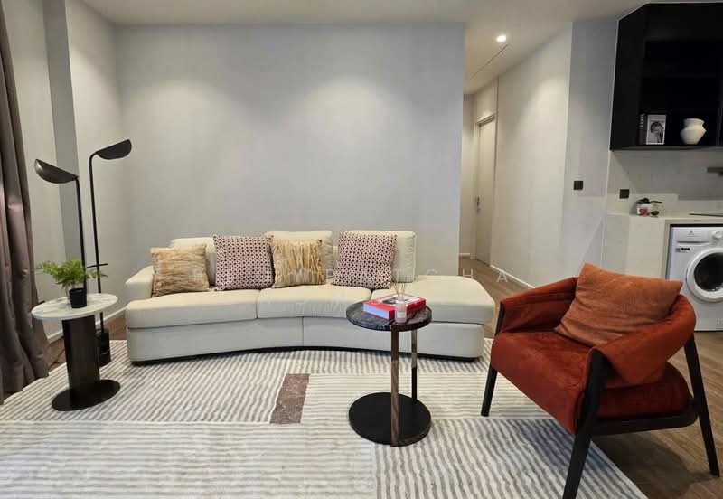 Muniq Langsuan, Bangkok, Soi Tonson, Lumphini, Pathum Wan, Bangkok, 2 Bedrooms, 86 sqm, Condo For Rent, by Ploypatcha Chomchid, 500168986 - DDproperty.com