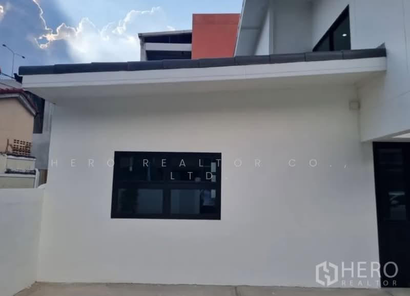 For rent 3 Bedroom Detached House in Suan Luang, Suan Luang, Bangkok hre00312, Bangkok, Suan Luang, Suan Luang, Bangkok, 3 Bedrooms, 240 sqm, Single Detached House For Rent, by Hero Realtor Co., Ltd., 500169022 - DDproperty.com