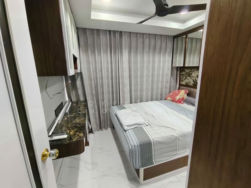 Lumpini Place Water Cliff, Bangkok, Soi Sathu Pradit 19 Yeak 10, Chong Nonsi, Yan Nawa, Bangkok, 3 Bedrooms, 126 sqm, Condo For Rent, by Ploypatcha Chomchid, 500169032 - DDproperty.com