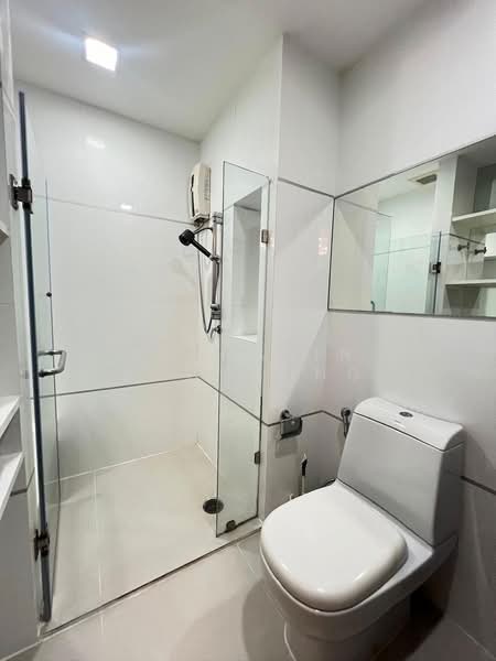 Thru Thonglor, Bangkok, Petchaburi Road, Bang Kapi, Huai Khwang, Bangkok, 1 Bedroom, 37 sqm, Condo For Rent, by Suthasin Boonkong, 500169056 - DDproperty.com