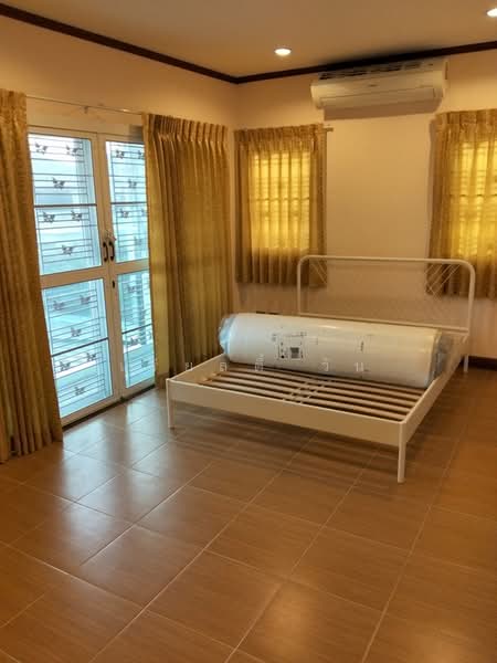 เดอะแกลลอรี่ พุทธมณฑลสาย4, Nakhon Pathom, Krathum Lom, Sam Phran, Nakhon Pathom, 4 Bedrooms, 215 sqm, Single Detached House For Sale, by เรียลตี้ วัน, 500169091 - DDproperty.com