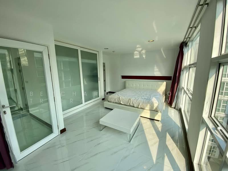 D65 Condominium, Bangkok, 396 Soi Sukhumvit 65 Sukhumvit Road, Phra Kanong Nua, Watthana, Bangkok, 1 Bedroom, 60 sqm, Condo For Rent, by Bencharong (Yok) Treerat-a-na-wat, 500169115 - DDproperty.com