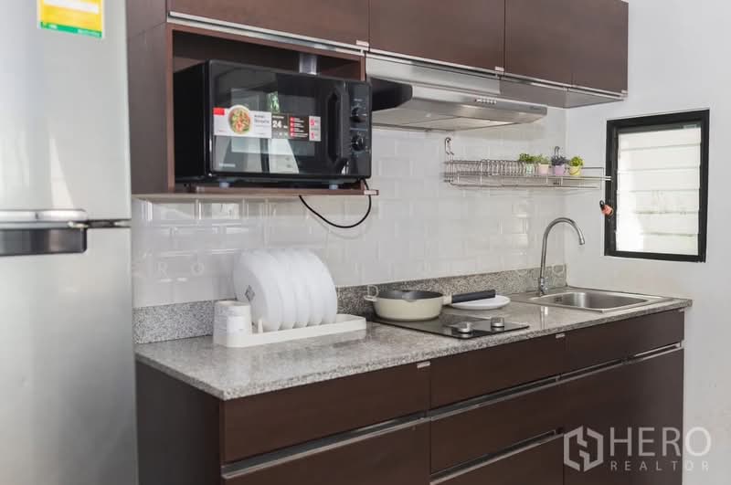 For Rent 3 Bedroom Townhouse in Indy 5 Bangna KM 7 in Bang Kaeo, Bang Phli, Samut Prakan hre00313, Samut Prakan, Bang Kaeo, Bang Plee, Samut Prakan, 3 Bedrooms, 122 sqm, Townhouse For Rent, by Hero Realtor Co., Ltd., 500169148 - DDproperty.com