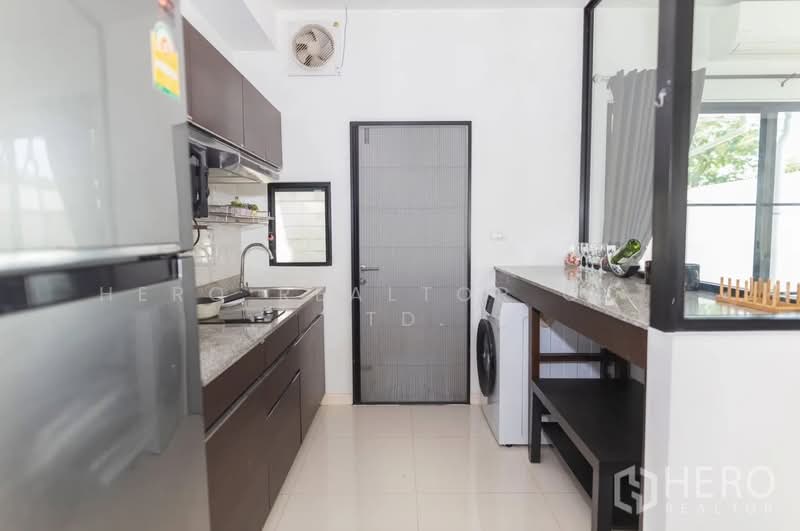 For Rent 3 Bedroom Townhouse in Indy 5 Bangna KM 7 in Bang Kaeo, Bang Phli, Samut Prakan hre00313, Samut Prakan, Bang Kaeo, Bang Plee, Samut Prakan, 3 Bedrooms, 122 sqm, Townhouse For Rent, by Hero Realtor Co., Ltd., 500169148 - DDproperty.com