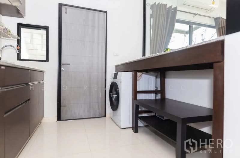 For Rent 3 Bedroom Townhouse in Indy 5 Bangna KM 7 in Bang Kaeo, Bang Phli, Samut Prakan hre00313, Samut Prakan, Bang Kaeo, Bang Plee, Samut Prakan, 3 Bedrooms, 122 sqm, Townhouse For Rent, by Hero Realtor Co., Ltd., 500169148 - DDproperty.com