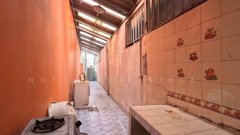 Regent 71 Place, Bangkok, Phra Kanong Nua, Watthana, Bangkok, 4 Bedrooms, 350 sqm, Townhouse For Sale, by Nuttharom  Linla , 500169152 - DDproperty.com