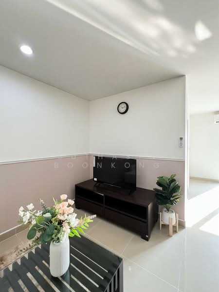 Metro Park Sathorn, Bangkok, Kanlapaphruek Road, Bang Wa, Phasi Charoen, Bangkok, 1 Bedroom, 43 sqm, Condo For Sale, by Suthasin Boonkong, 500169159 - DDproperty.com